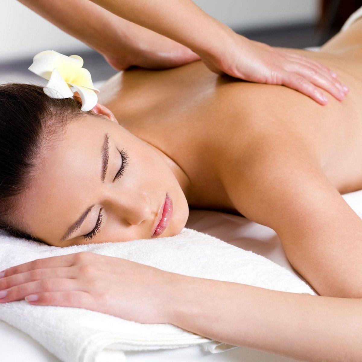 Home Massage Services for Ladies